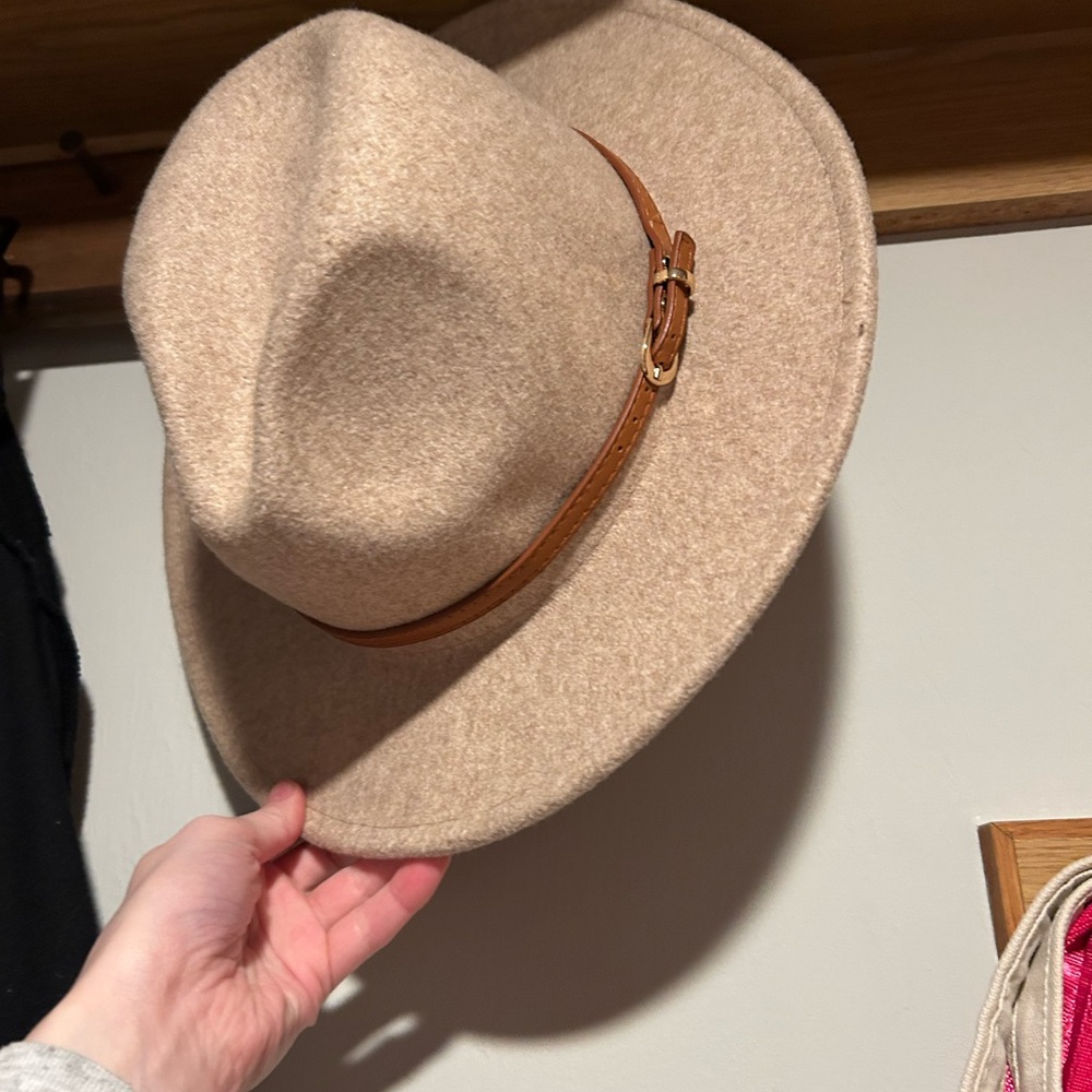 Altard state tan/ camel hat